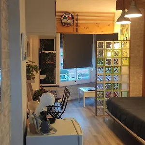 https://saltillo-alto-white-studio.hotelsinnerja.org