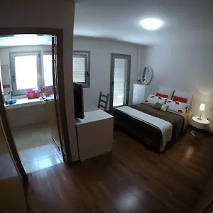 https://vistamar-santa-cruz-de-tenerife.in-canary-islands.com